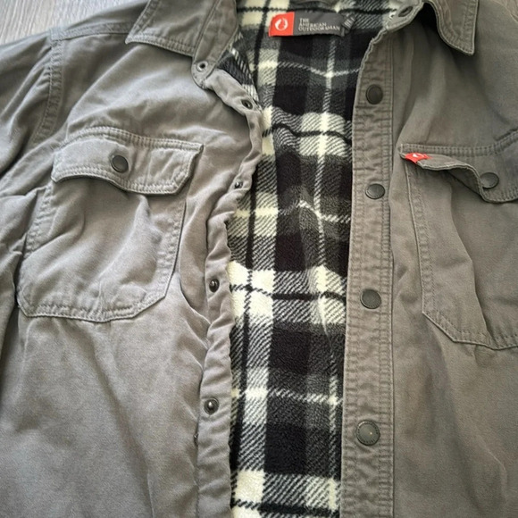The American Outdoorsman Fleece Lined Cargo Button Up Jacket Size Large - Picture 2 of 7